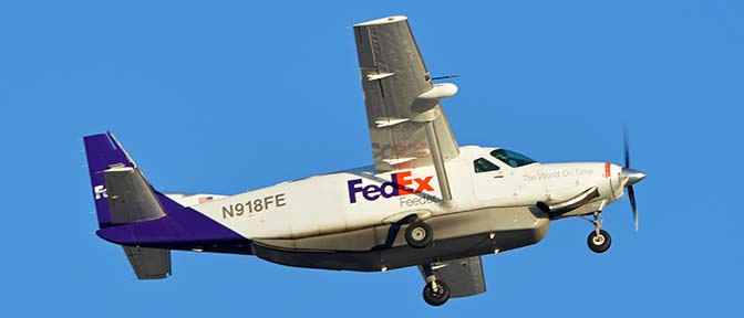 Fedex Feeder Cessna 208B N918FE, Phoenix Sky Harbor, October 27, 2017